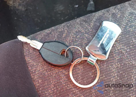 1998 Nissan 200Sx Se z USA, uszkodzony, nr VIN 1N4AB42D7WC517542